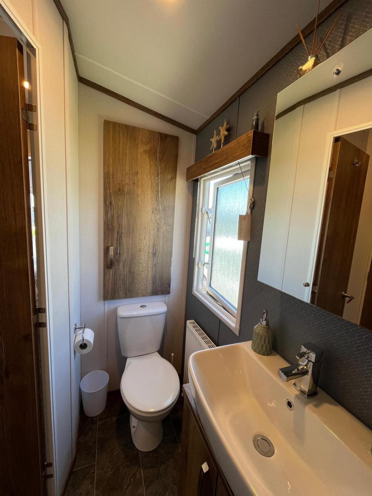 Visma Caravan Llanddwywe Bagian luar foto