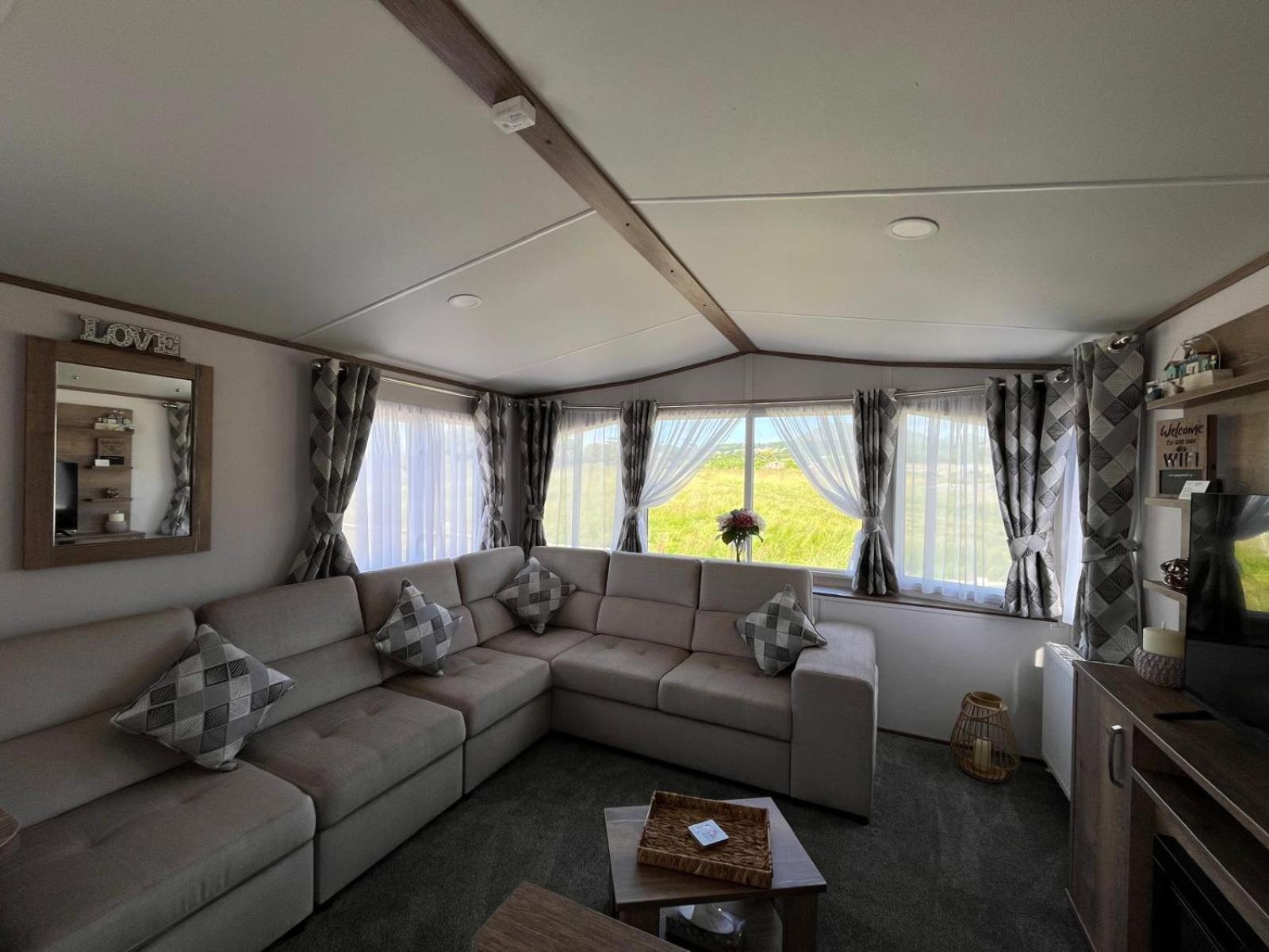 Visma Caravan Llanddwywe Bagian luar foto