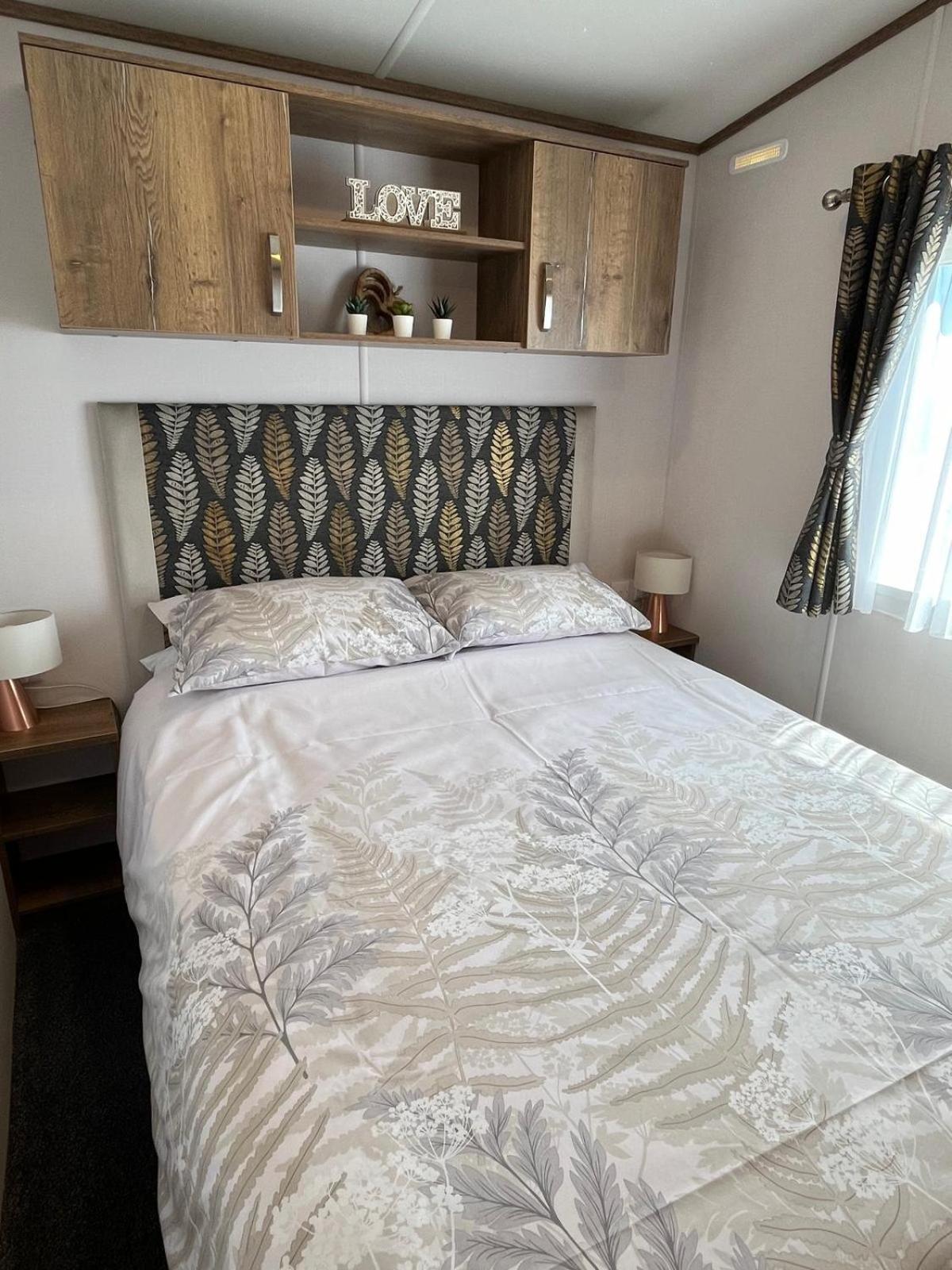 Visma Caravan Llanddwywe Bagian luar foto