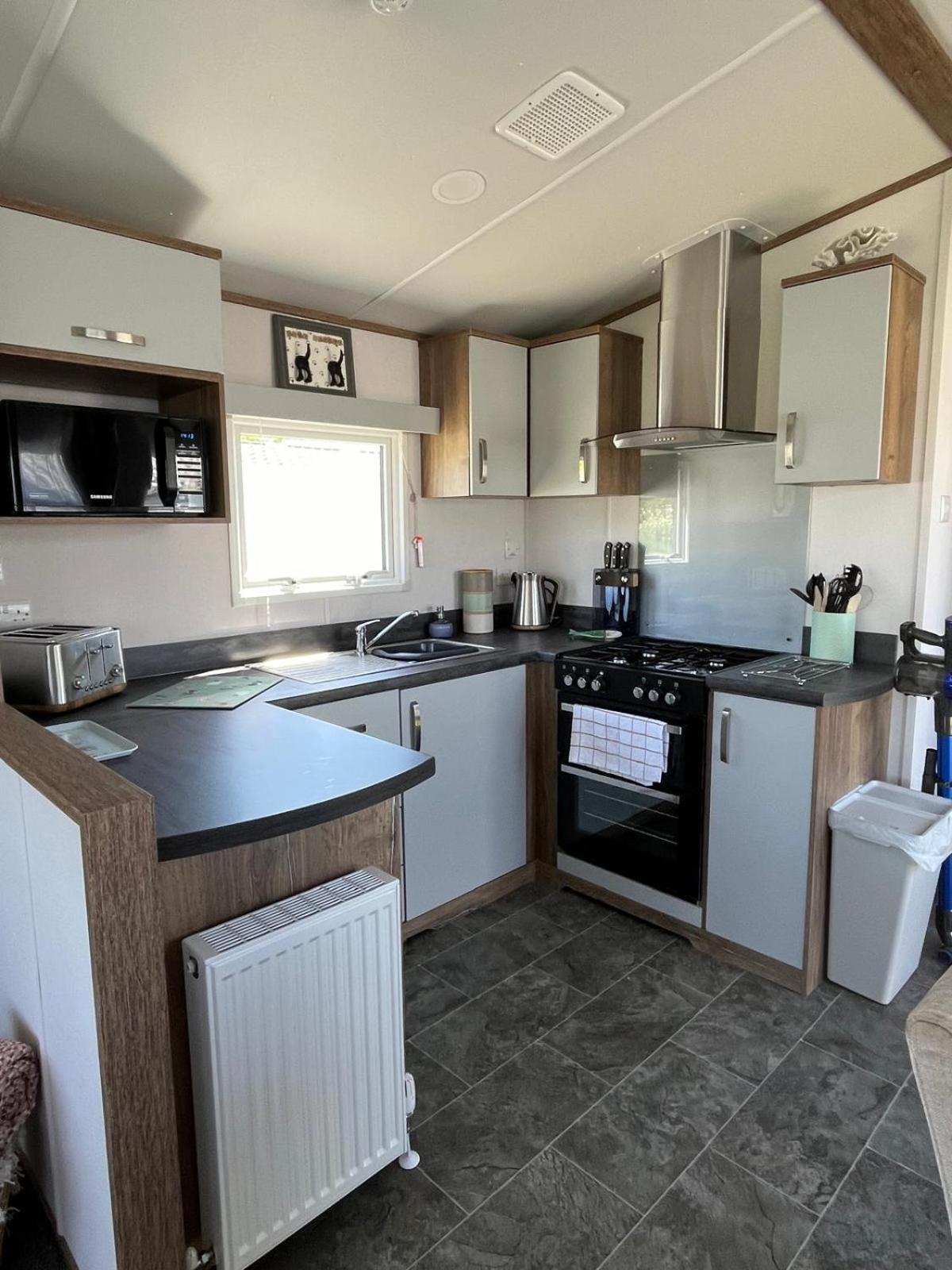 Visma Caravan Llanddwywe Bagian luar foto